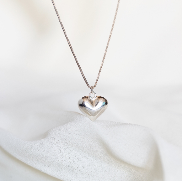 Silver Heart Necklace (S925) - Only 1 left! - Picture 2 of 5